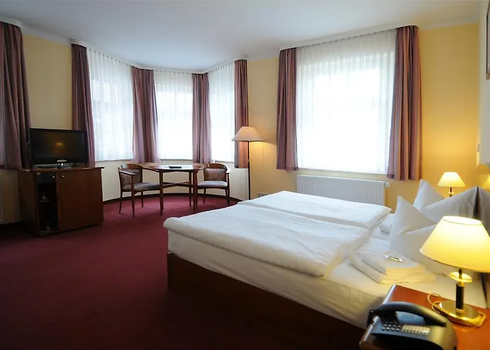 Doebelner Hof 3* دوبلن