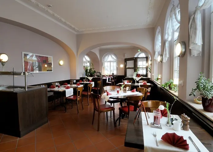Doebelner Hof فندق 3*